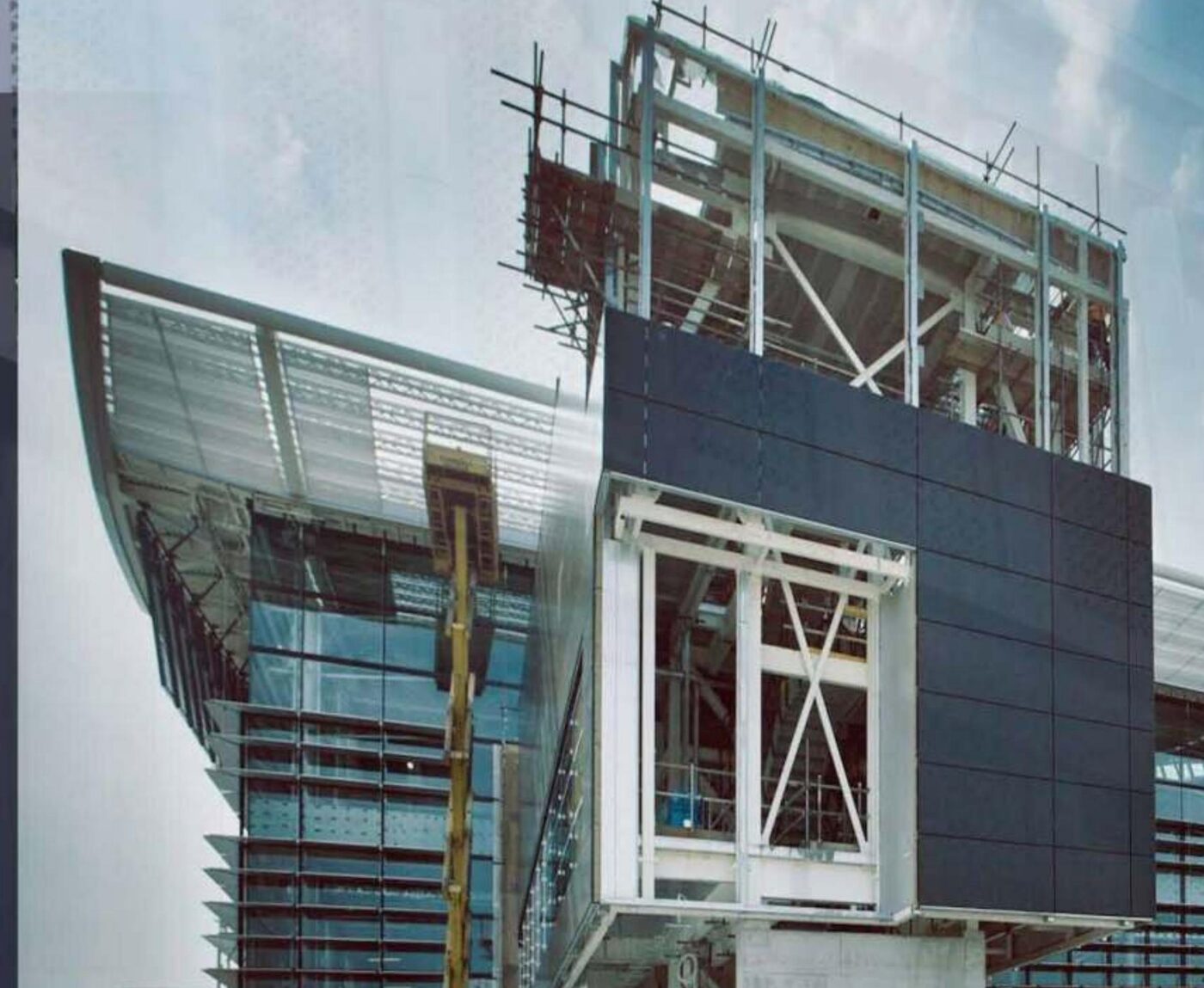 Heathrow Terminal 2 & T2AA façade